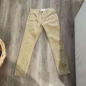 28/30 Tan Denizen Levi jeans
